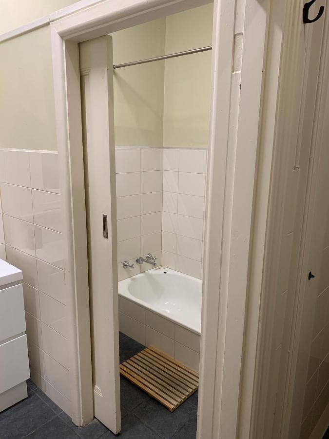 Central Club Hotel Melbourne Dış mekan fotoğraf