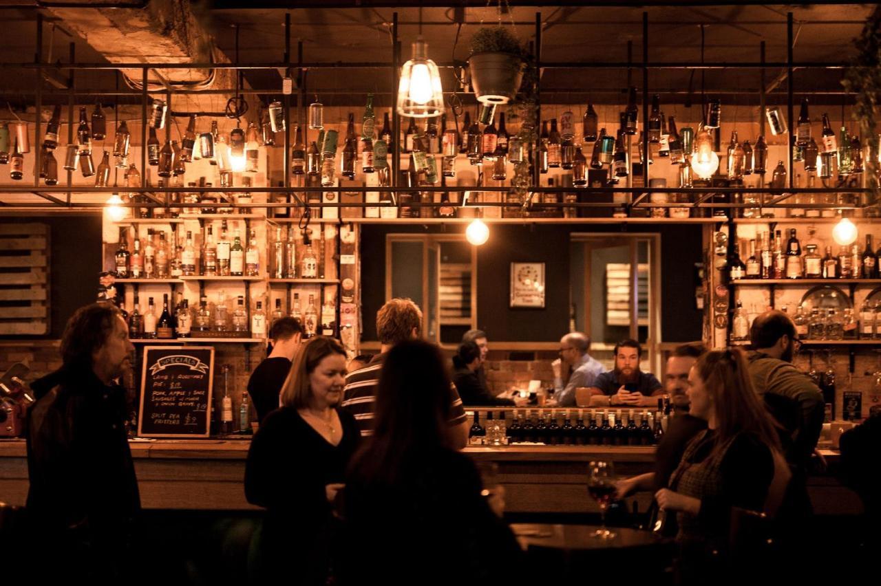 Central Club Hotel Melbourne Dış mekan fotoğraf